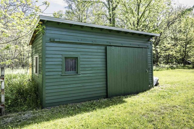 1516 11 Mile NE Road, Algoma Twp, MI 49321