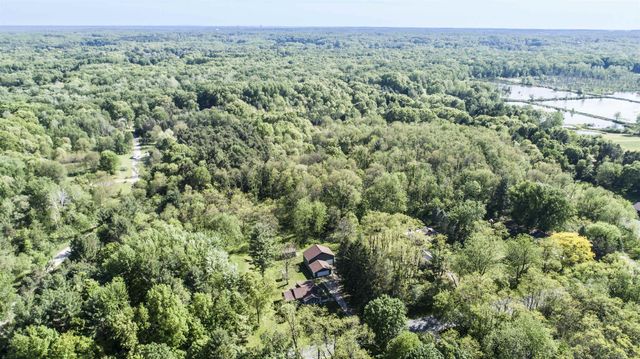 1516 11 Mile NE Road, Algoma Twp, MI 49321