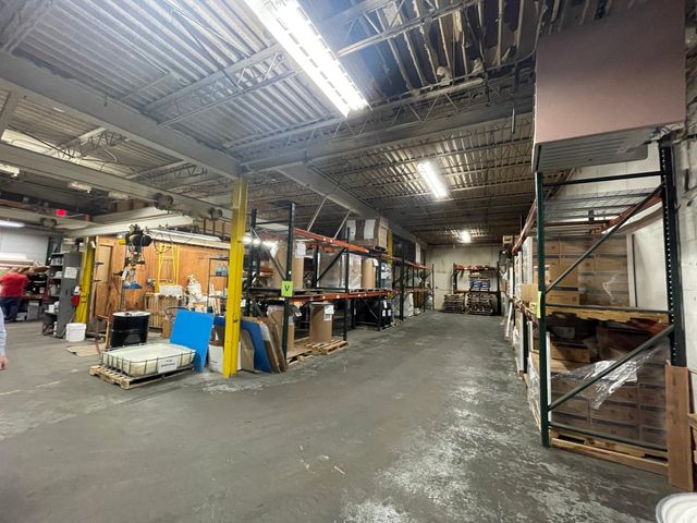 2201 N 2nd Street, Minneapolis, MN 55411