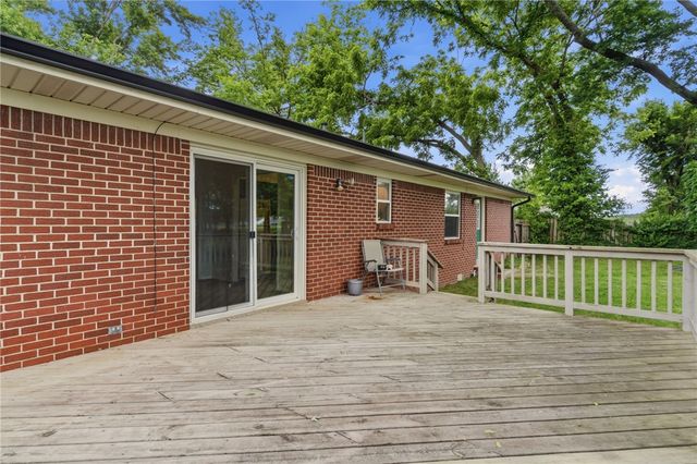 204 Kimberly Lane, Rogers, AR 72756