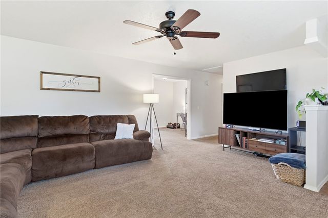 204 Kimberly Lane, Rogers, AR 72756
