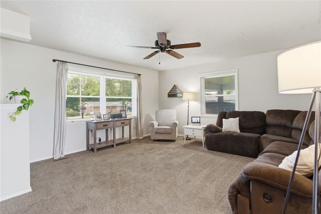 204 Kimberly Lane, Rogers, AR 72756