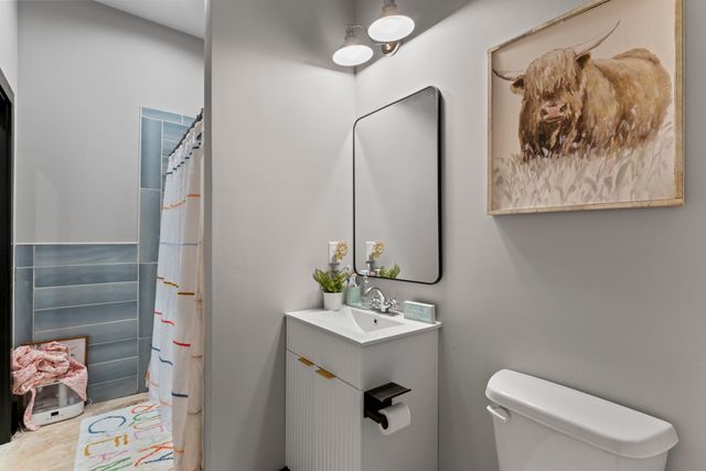 9500 McFarlin Rd, Bon Aqua, TN 37025