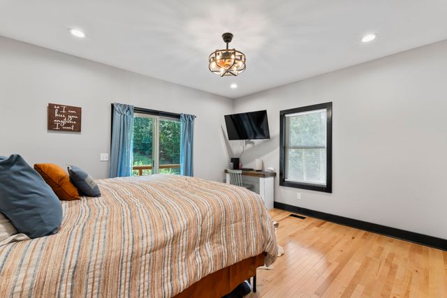 9500 McFarlin Rd, Bon Aqua, TN 37025