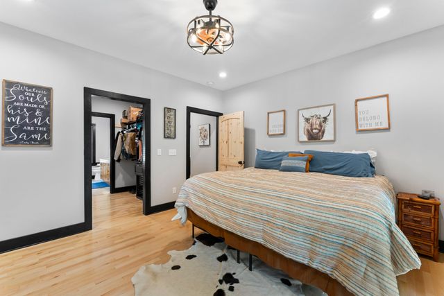 9500 McFarlin Rd, Bon Aqua, TN 37025