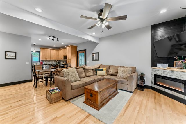 9500 McFarlin Rd, Bon Aqua, TN 37025