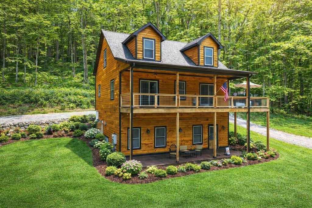 9500 McFarlin Rd, Bon Aqua, TN 37025