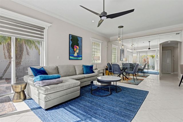 1110 Lemonwood St, Hollywood, FL 33019