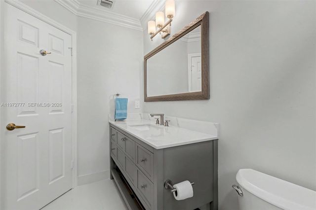 1110 Lemonwood St, Hollywood, FL 33019