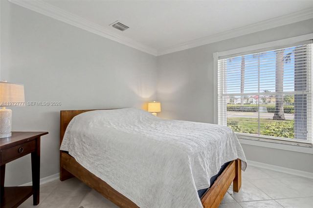 1110 Lemonwood St, Hollywood, FL 33019