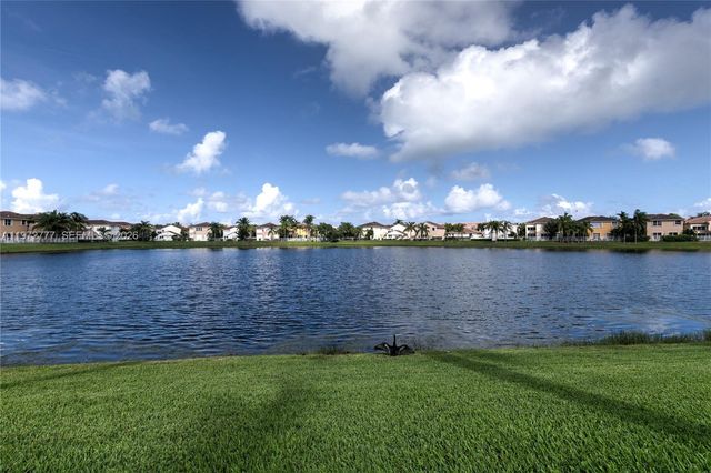 1110 Lemonwood St, Hollywood, FL 33019