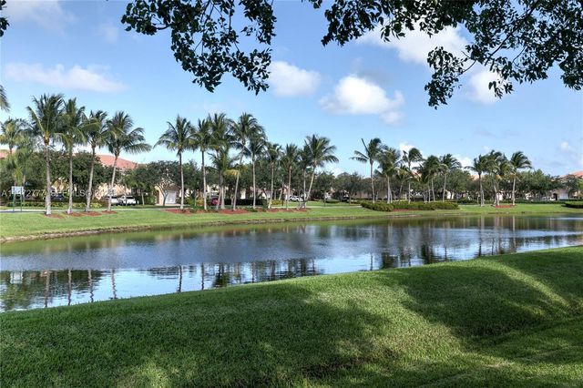 1110 Lemonwood St, Hollywood, FL 33019