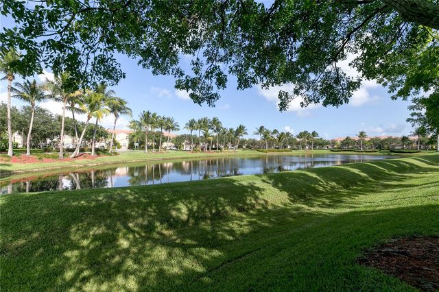 1110 Lemonwood St, Hollywood, FL 33019