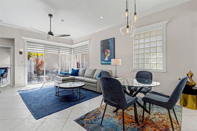 1110 Lemonwood St, Hollywood, FL 33019