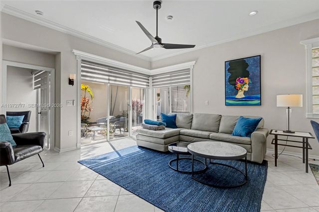 1110 Lemonwood St, Hollywood, FL 33019