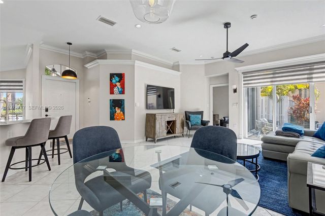 1110 Lemonwood St, Hollywood, FL 33019