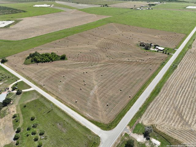 14420 FM 99, Karnes City, TX 78118