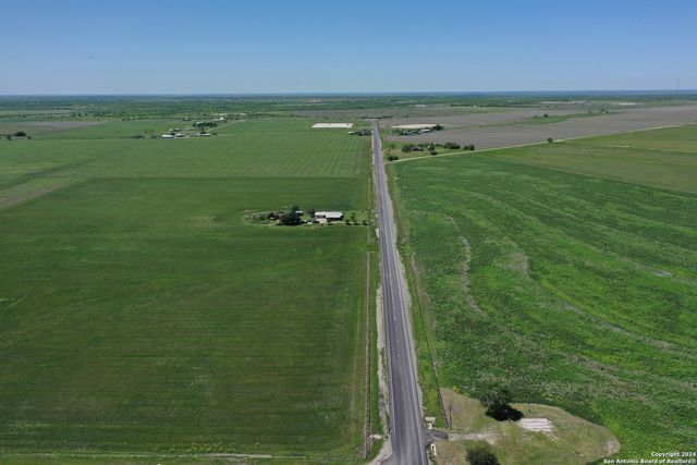 14420 FM 99, Karnes City, TX 78118