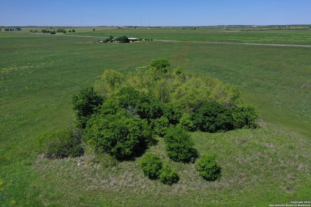 14420 FM 99, Karnes City, TX 78118