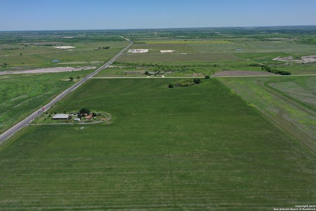 14420 FM 99, Karnes City, TX 78118