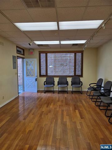 14 Brinkerhoff Avenue, Palisades Park, NJ 07650