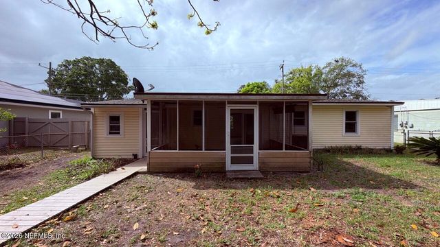 1139 DE PAUL Drive, Jacksonville, FL 32218
