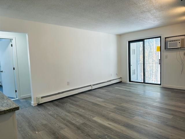 3 Knights Bridge Dr Apt 302, Nashua, NH 03063