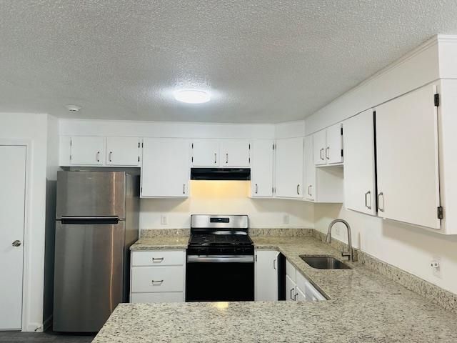 3 Knights Bridge Dr Apt 302, Nashua, NH 03063