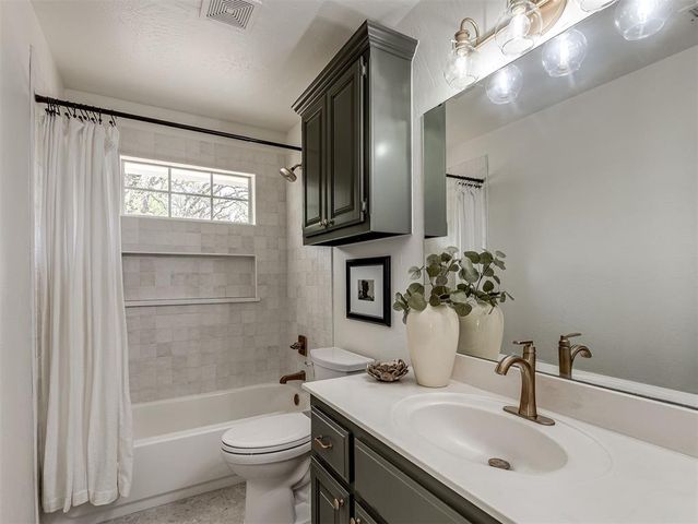 22955 N Hiwassee Road, Arcadia, OK 73007