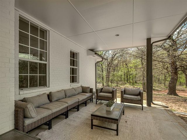 22955 N Hiwassee Road, Arcadia, OK 73007