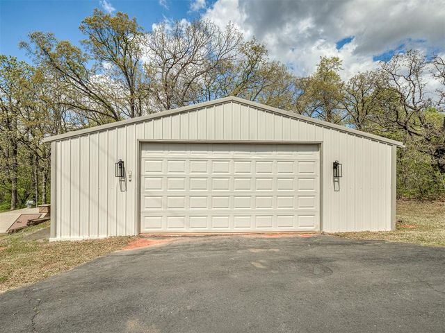 22955 N Hiwassee Road, Arcadia, OK 73007