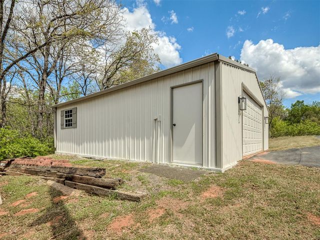 22955 N Hiwassee Road, Arcadia, OK 73007