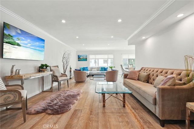 9330 Clifton Way 301, Beverly Hills, CA 90210