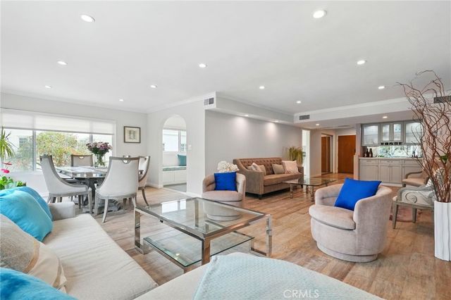 9330 Clifton Way 301, Beverly Hills, CA 90210