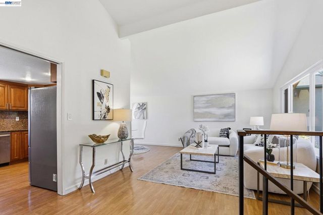 1170 Bennett Ct, Fremont, CA 94536