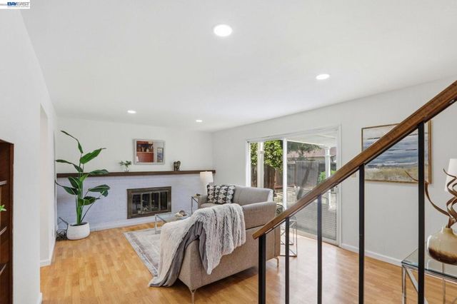 1170 Bennett Ct, Fremont, CA 94536