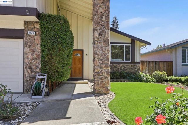 1170 Bennett Ct, Fremont, CA 94536