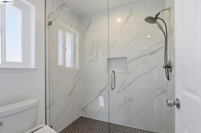 1170 Bennett Ct, Fremont, CA 94536
