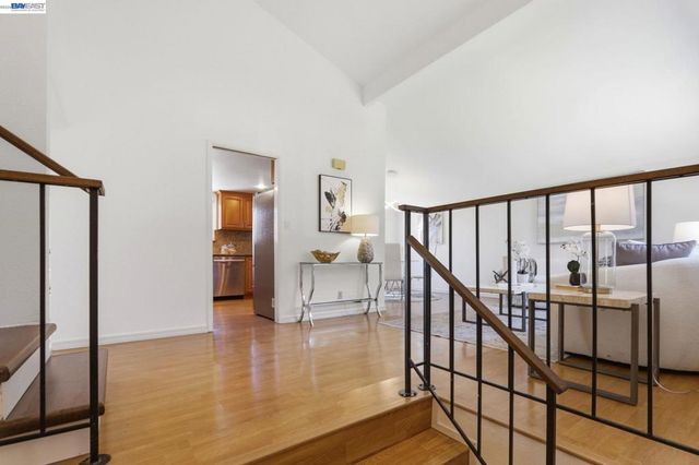 1170 Bennett Ct, Fremont, CA 94536