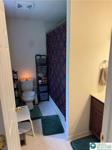 506 Cornerstone Way, East Stroudsburg, PA 18301