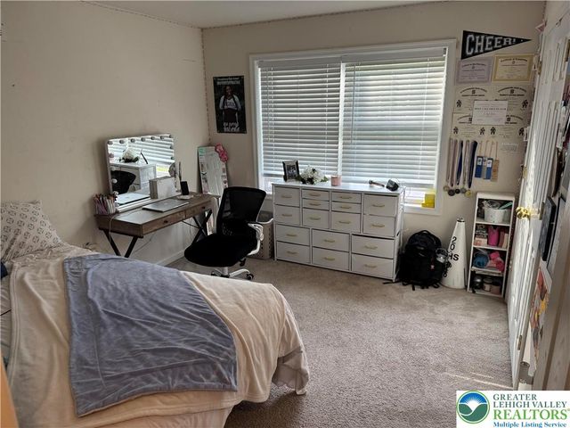 506 Cornerstone Way, East Stroudsburg, PA 18301
