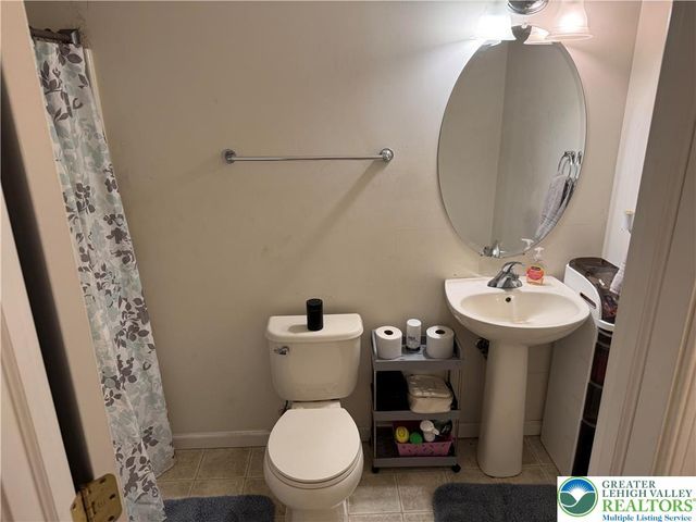 506 Cornerstone Way, East Stroudsburg, PA 18301