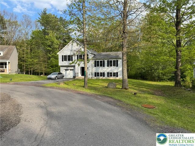 506 Cornerstone Way, East Stroudsburg, PA 18301
