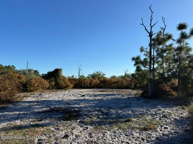 4865 Sand Point Road, Grant, FL 32949