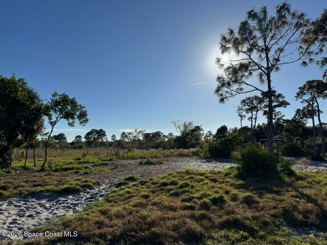 4865 Sand Point Road, Grant, FL 32949