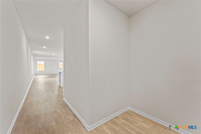 210 Langston Drive, Uhland, TX 78640