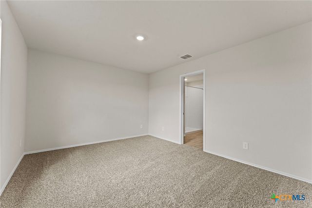 210 Langston Drive, Uhland, TX 78640