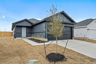 210 Langston Drive, Uhland, TX 78640