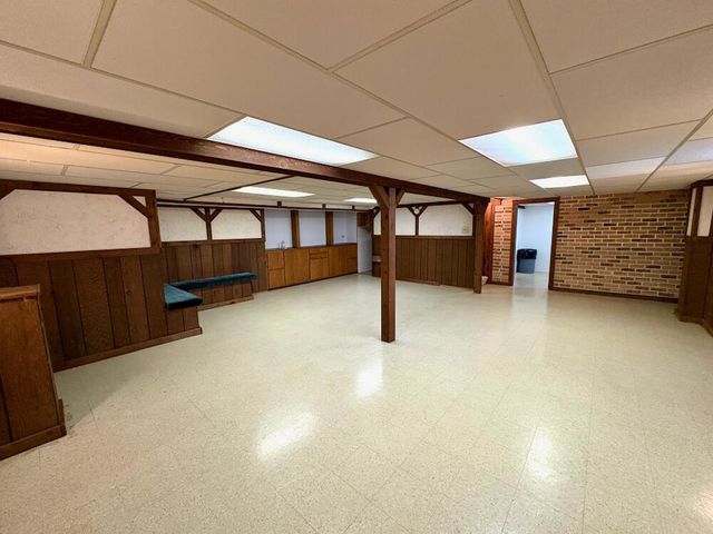 7622 S Lenox AVENUE, Oak Creek, WI 53154