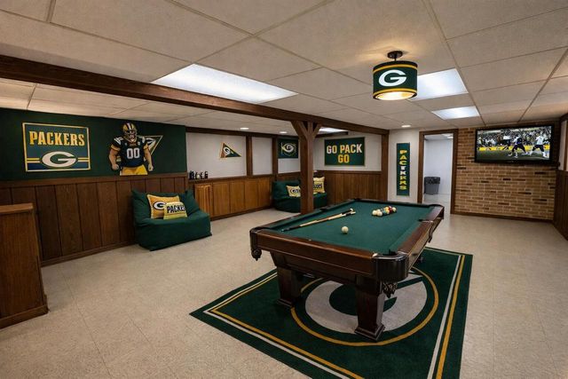 7622 S Lenox AVENUE, Oak Creek, WI 53154